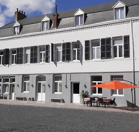 Le Cateau-Cambresis Les Suites Fenelon מראה חיצוני תמונה